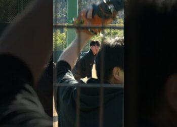 【巨人】162km右腕の衝撃キャッチボール #shorts #baseball #sports #ジャイアンツ #巨人 #プロ野球