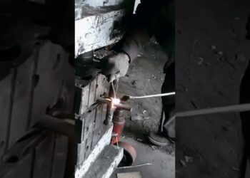 Good tools and machinery make work easy #tools #machine #gadget #factory #trending #viral #reels