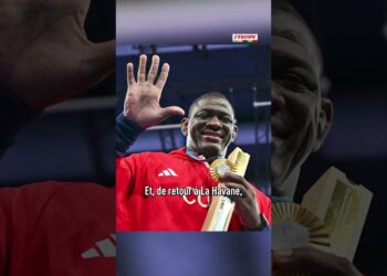 Quel retour au pays pour la légende de la lutte, le Cubain Mijain Lopez ! #Olympics #JO2024 #Lopez