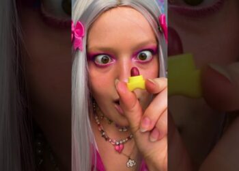 CHIPS or A STAR LIPSTICK? 💄✨Beauty Gadget & Tool for Your Perfect Lips