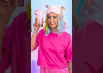 The soap is RUNNING AWAY! 😱 Try a cool bathroom gadget #gadget