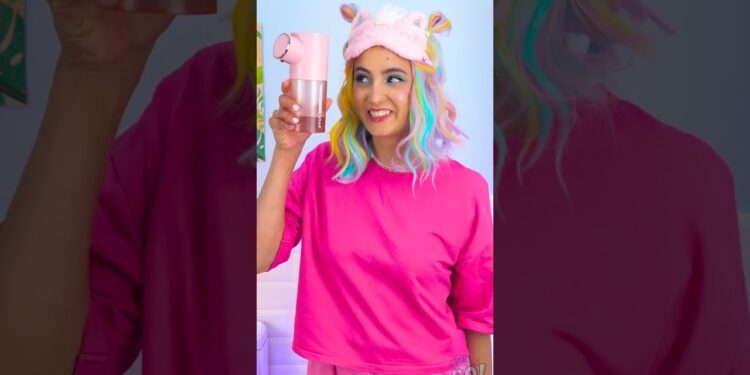 The soap is RUNNING AWAY! 😱 Try a cool bathroom gadget #gadget