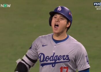 【ドジャース・大谷翔平 第2打席でタイムリーヒット！】1,2塁間を破りドジャースが追加点！気迫のこもったバッティングで先発シースを引きずり下ろす！