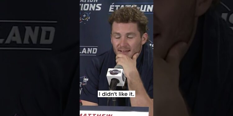 The U.S. national anthem was met with a mixed reaction from fans at the 4 Nations Face-Off