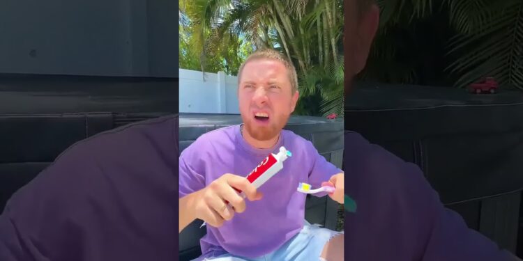 Introducing the “VitaWear SmartBand,” a next-generation wearable gadget