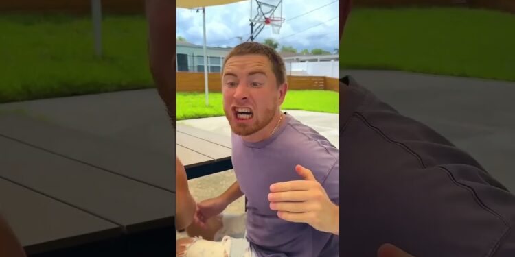 Introducing the “VitaWear SmartBand,” a next-generation wearable gadget