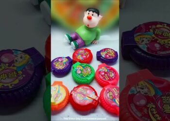 Introducing the “VitalWear SmartBand,” a next-generation wearable gadget 😱🤪🤓🤯