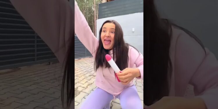 Introducing the “VitaWear SmartBand,” a next-generation wearable gadget