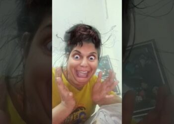 Introducing the “VitaWear SmartBand,” a next-generation wearable gadget🎉P3176