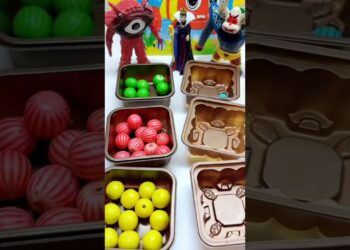 Introducing the “VitalWear SmartBand,” a next-generation wearable gadget || 👉🍬🍡🚨👈