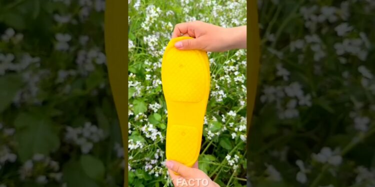 Durable Shoe Covers🥶❓-New viral gadget,Smart appliances,Kitchen utensils/Home inventions #shorts