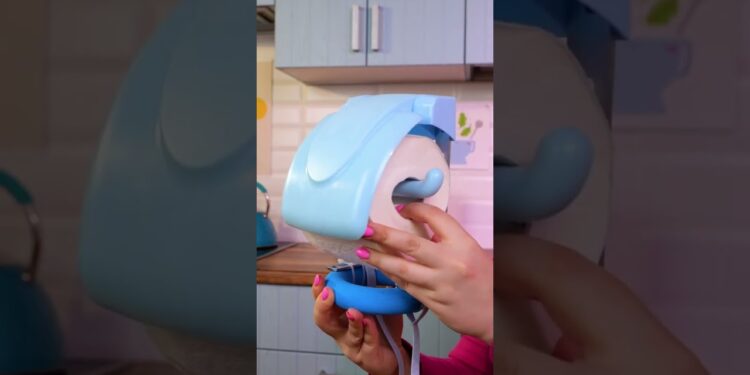 食事中の散らかりはもう解消!究極のガジェット!🤩🍔 #ガジェット #子育て #shorts