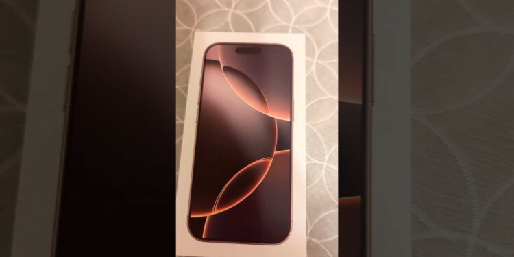 iPhone16 Pro デザートチタニウム が届きました！！ #iPhone #Apple #スマートフォン #ガジェット #スマホ