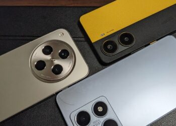 日曜日のガジェット系ライブ配信!! OPPO Reno 13a はレビューする意味があるのか？スマホフリートーク【2025/06/15配信済】