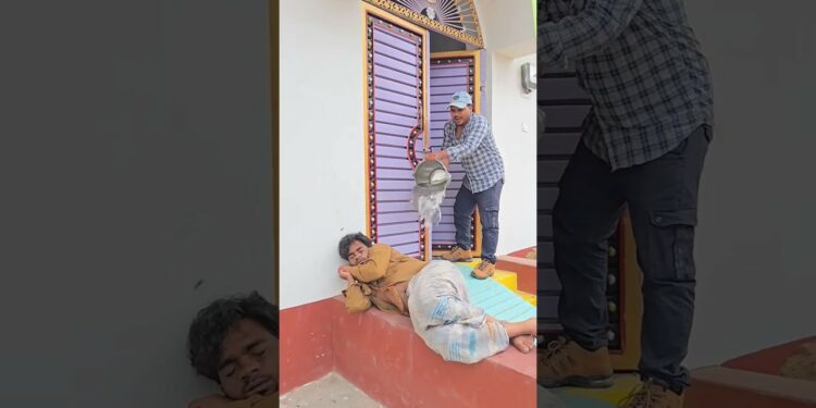 Introducing the “VitaWear SmartBand,” a next-generation wearable gadget🎉