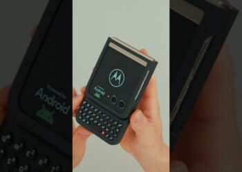 The Most BlackBerry-Like Smartphone Keyboard – Clicks #ガジェット #blackberry #smartphone #keyboard