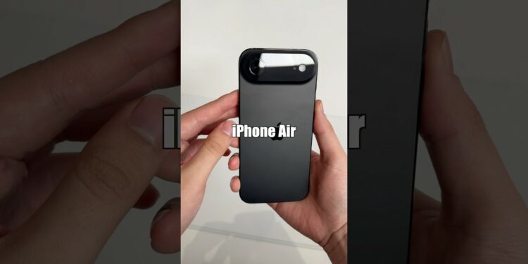 新作iPhone触ってきた！