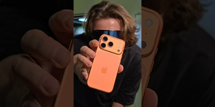 Контроль качества iPhone 17 Pro 🔍