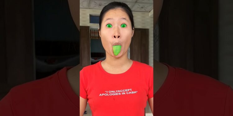 Introducing the”🫣VitaWear SmartBand,” a next-generation wearable gadget