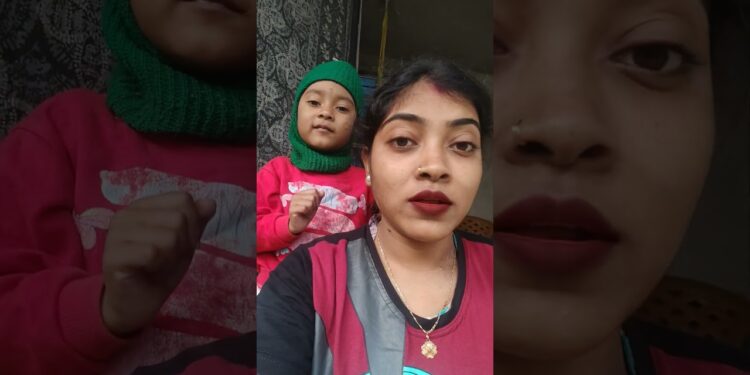 Introducing the” VitaWear SmartBand,” a next-generation wearable gadget